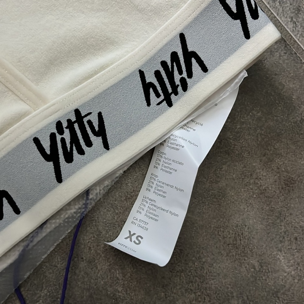 Yitty XS Sports Bra - Picture 4 of 5